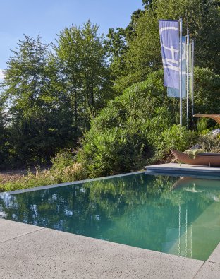 Startseite (Infinitypools - linkes Foto austauschen und in Galerie)